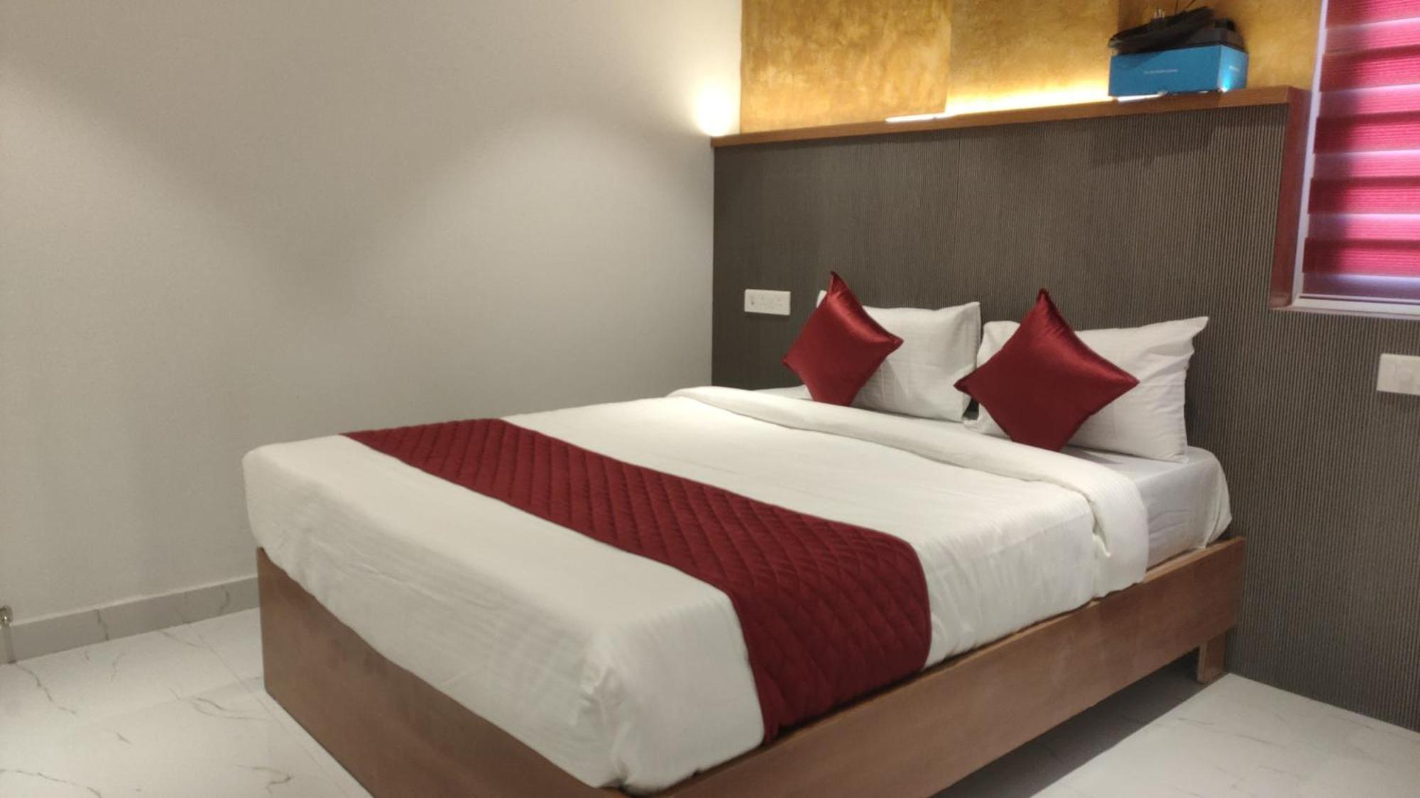 Hotel La Premier حيدر أباد المظهر الخارجي الصورة