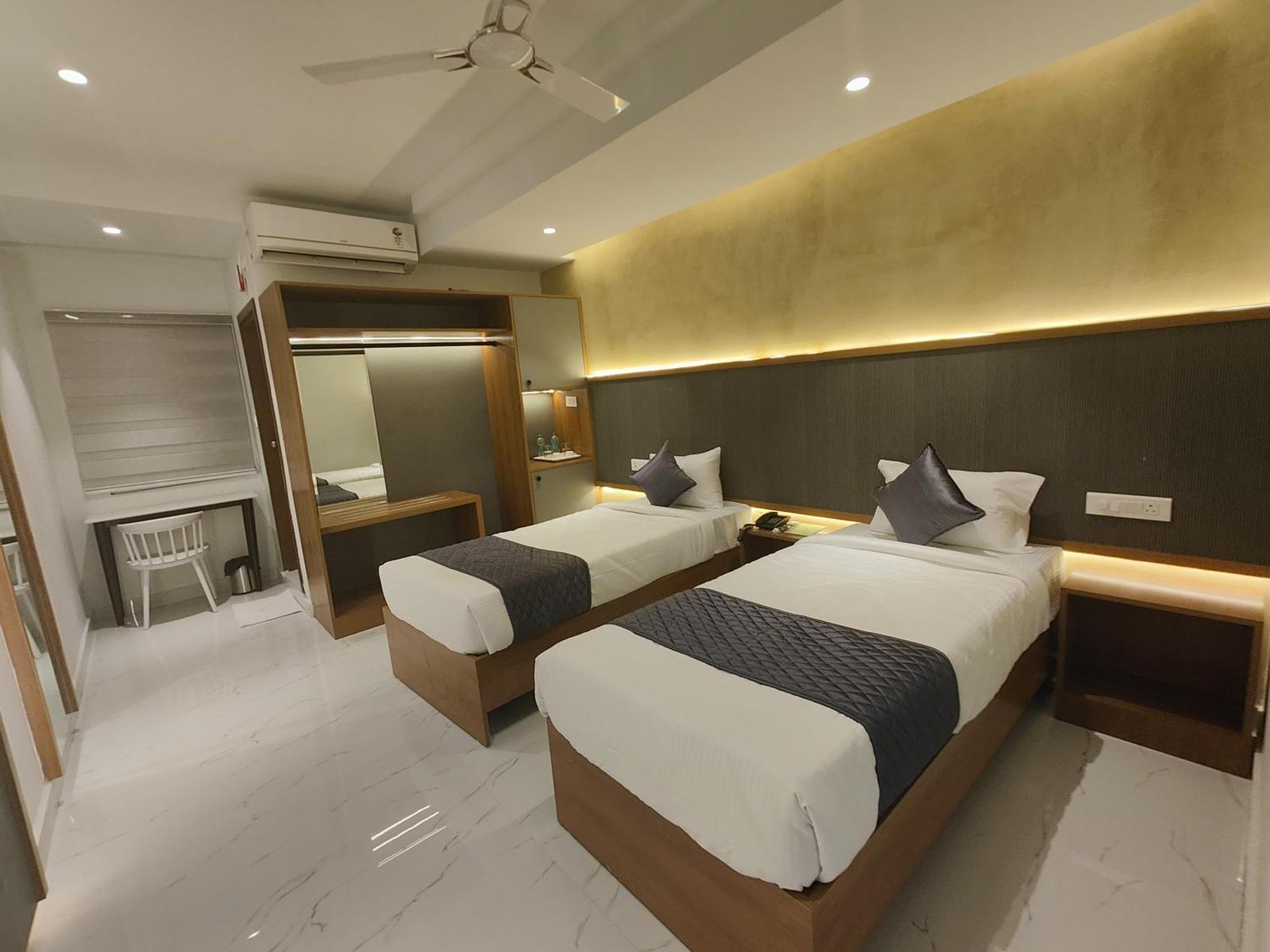 Hotel La Premier حيدر أباد المظهر الخارجي الصورة