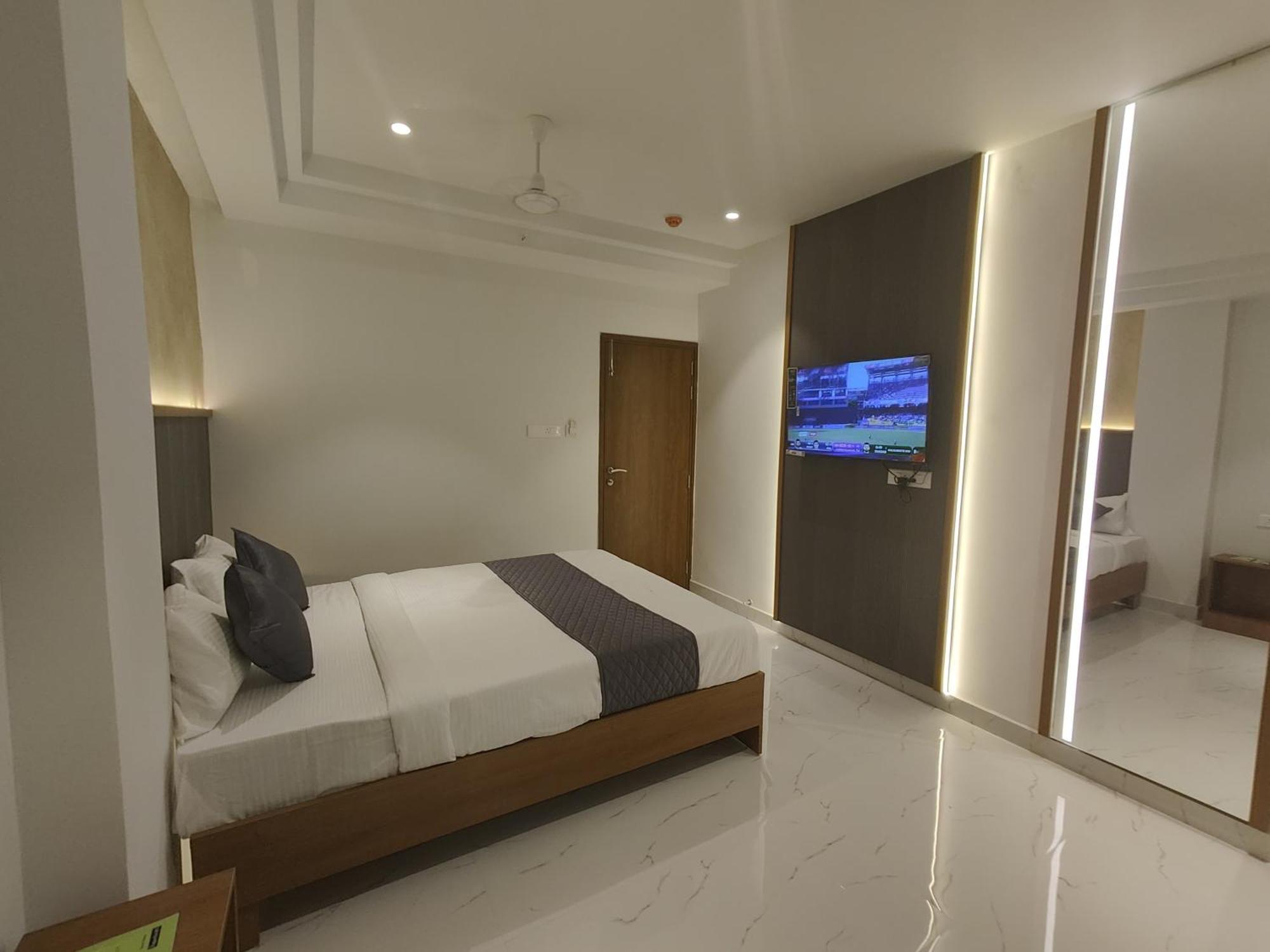 Hotel La Premier حيدر أباد المظهر الخارجي الصورة